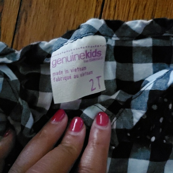 Black and white top - Picture 3 of 3